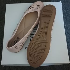Ladies shoes